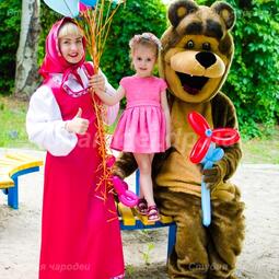 Маша і Ведмідь